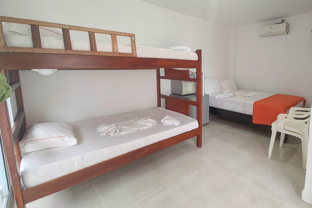 hotel-aleluya-habitacion-grupal-pianguita-disfruta-buenaventura